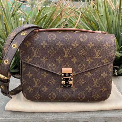 MCM vs Louis Vuitton logo